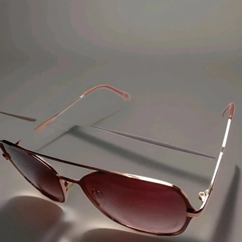 Jennifer Lopez Rose Gold Aviator Sunglasses J5993 RSRGO Gradient Lenses - Picture 3 of 4